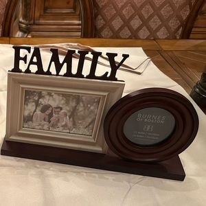 NWOT FAMILY wood standing photo frame 4x4 photo and 6 x 4 photo